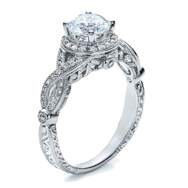 Round cut engagement rings with halo