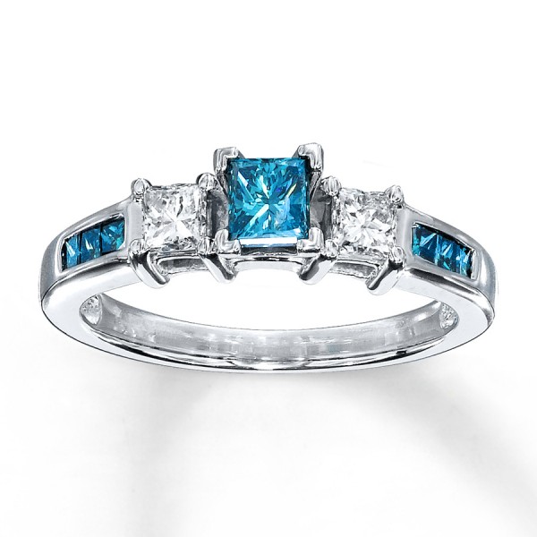 Princess cut Blue Sapphire and Diamond Engagement Ring in White Gold