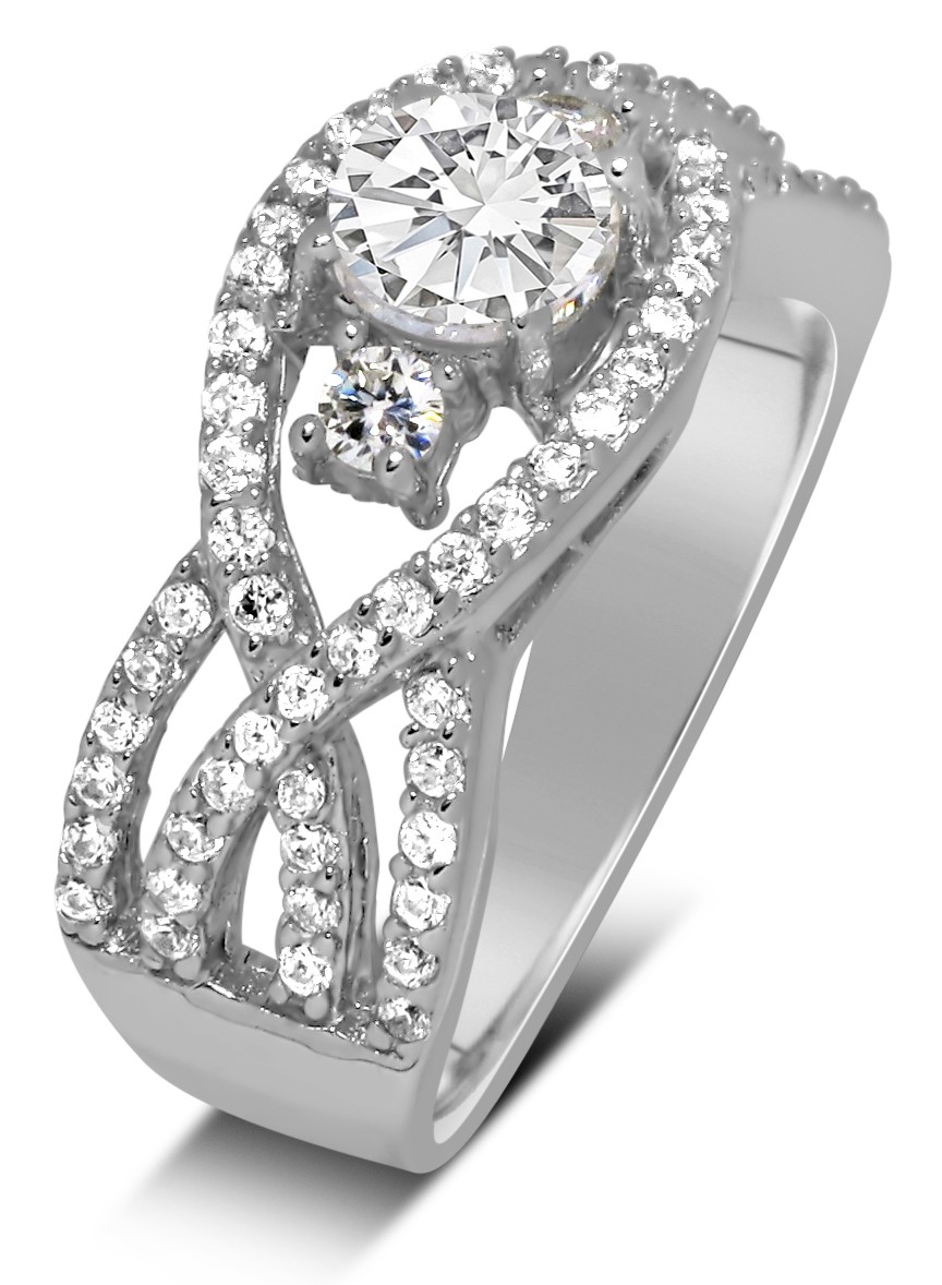 Perfect Designer 1 carat Round Diamond Engagement Ring for Women in