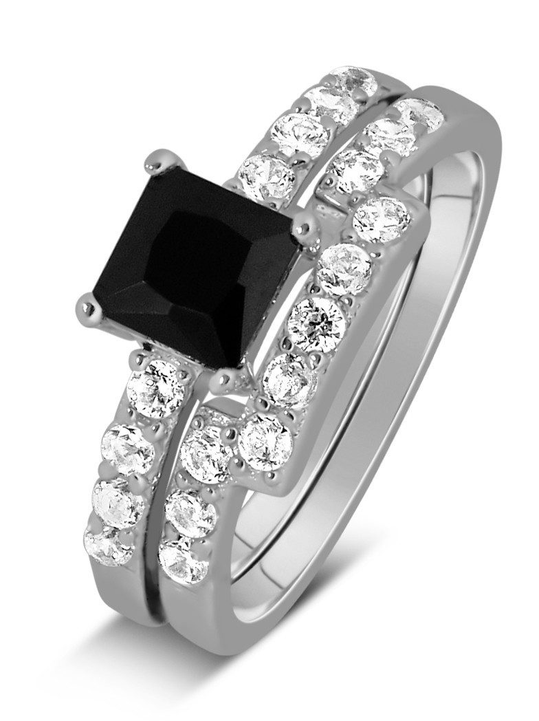 Luxurious 1.50 Carat Princess cut Black and White Diamond