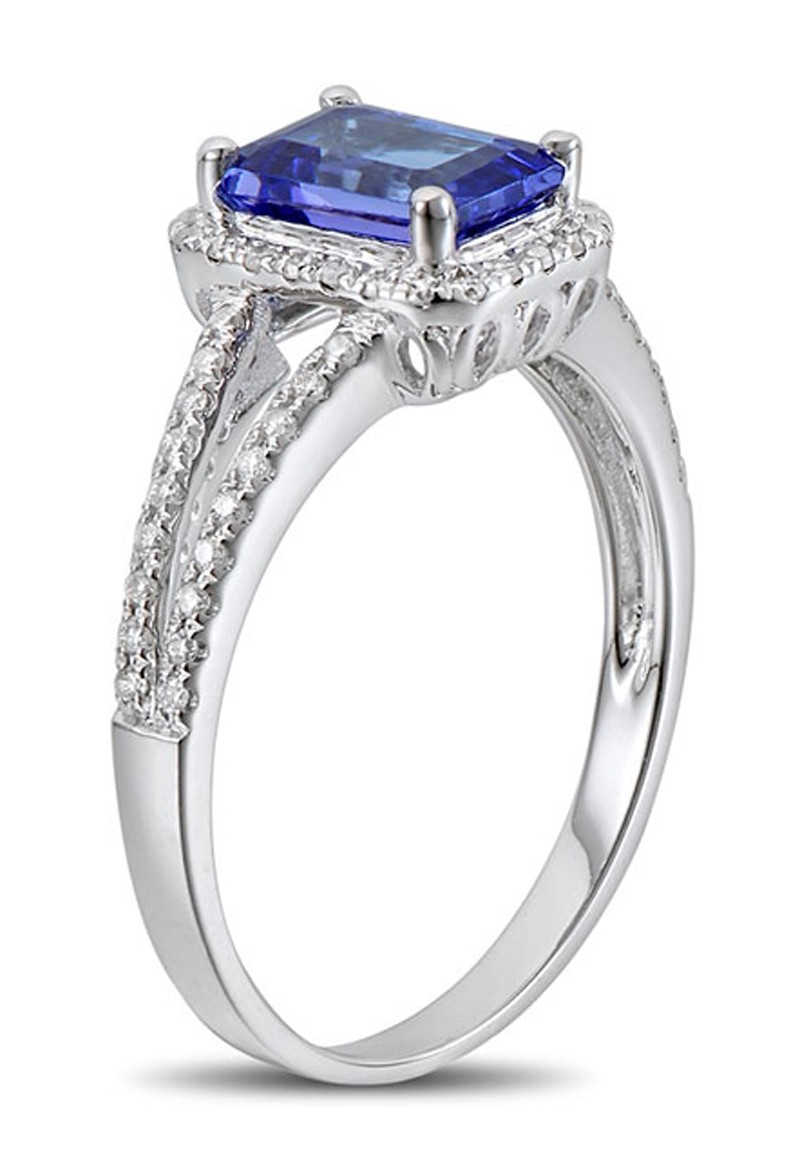 1.50 Carat Blue Sapphire and Diamond Halo Engagement Ring for Women in