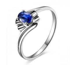 Solitaire Sapphire Engagement Ring on 18k White Gold