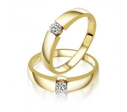 Couple Wedding Bands for Him and Her on Yellow Gold