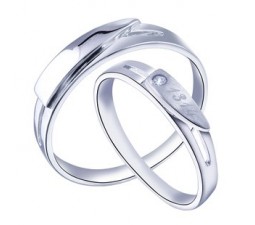 Matching wedding ring bands for Couples with beautiful His and Her bands design