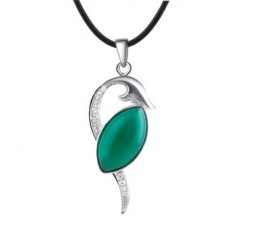 Green agate pendant necklace for women on sale