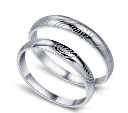 Curvy waves His and Her Matching Wedding Ring Set for Couple