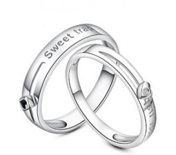 Sweet traps of love, beautiful and unique Couples Rings