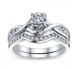 Beautiful Round Diamond Bridal Set on White Gold