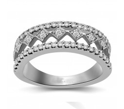 Beautiful Round Diamond Wedding Band for Her