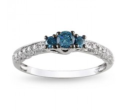 Sapphire and Diamond beautiful Engagement Ring in White Gold
