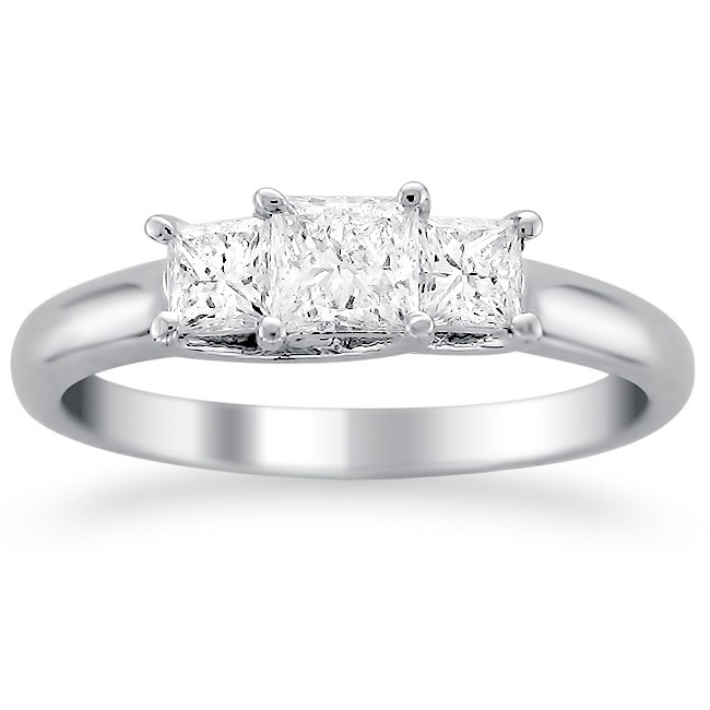 Unique Three Stone Trilogy Three Stone Engagement ring 2 Carat