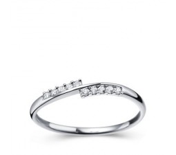 1/4 Carat Diamond Wedding Band on 14k White Gold