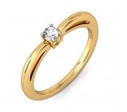 Round Solitaire Diamond Engagement Ring in Yellow Gold