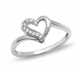 Heart Shaped Engagement Ring with Round diamonds