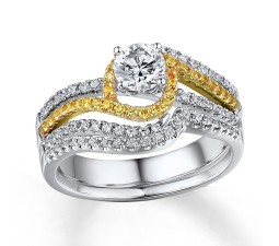 1 Carat Beautiful White and Yellow Diamond Wedding Ring Set