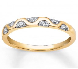 Unique Round Diamond Wedding Ring Band in Yellow Gold
