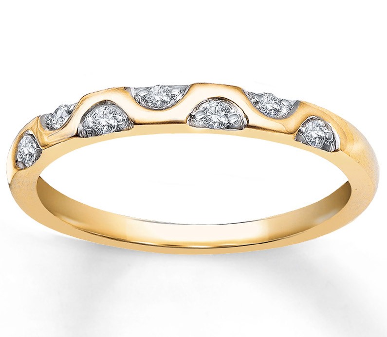 Unique Round Diamond Wedding Ring Band in Yellow Gold