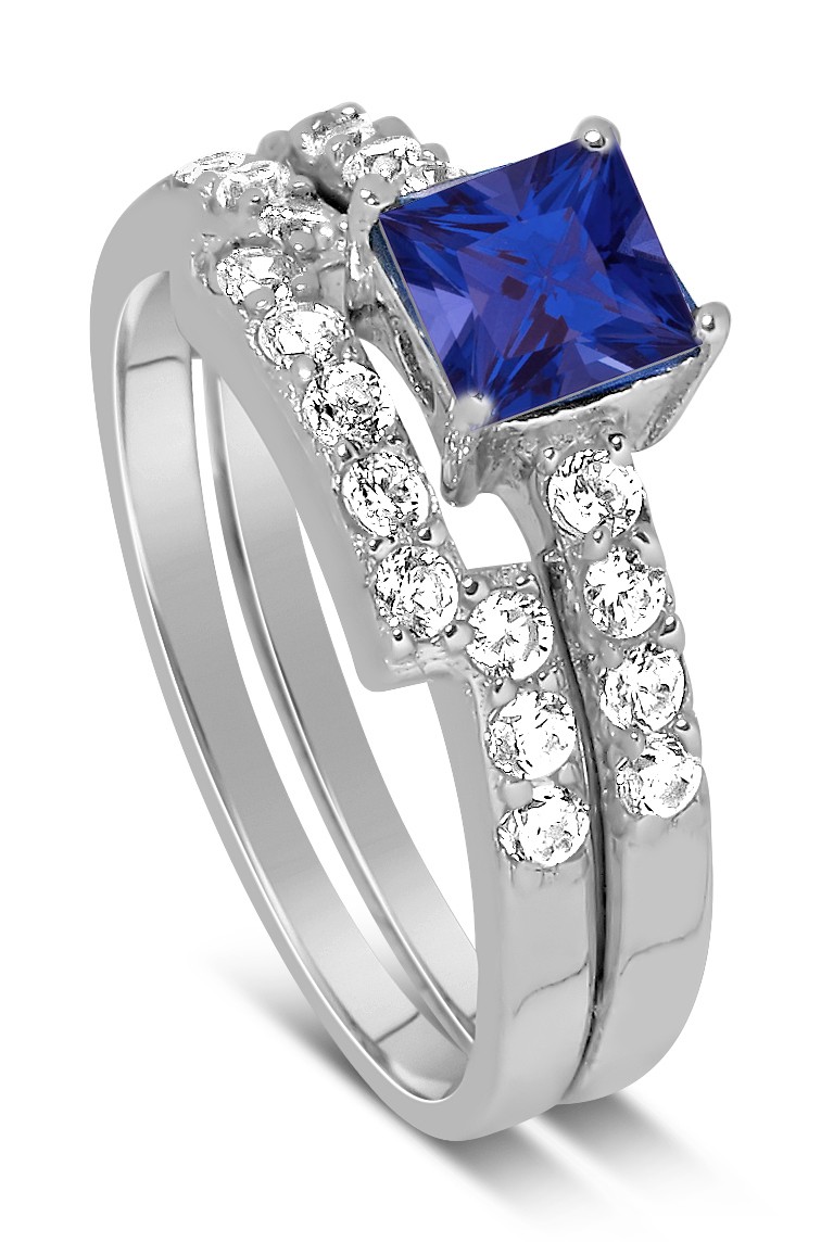 Luxurious 2 Carat Princess cut blue sapphire and White Diamond Wedding