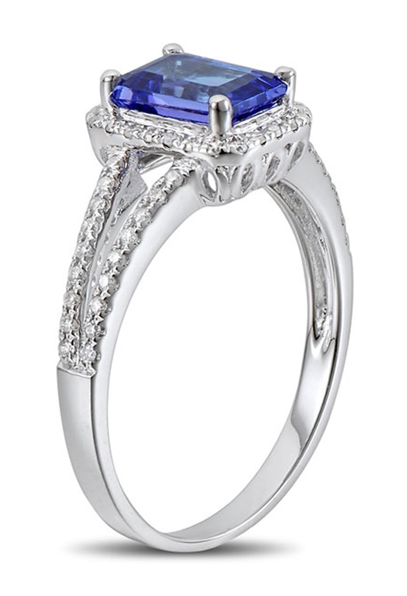1.3 Carat Emerald Cut Diamond - 0.47 carat, Fancy Intense Yellow Diamond, Oval Shape, (VS2 - A good square alternative of the emerald cut diamonds is asscher cut diamonds.
