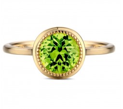 1 Carat bezel set Emerald solitaire Engagement Ring in Yellow Gold