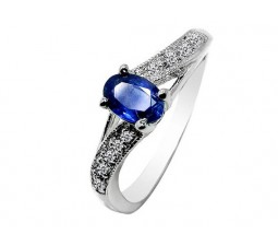 .50 Carat Sapphire Engagement Ring on Silver